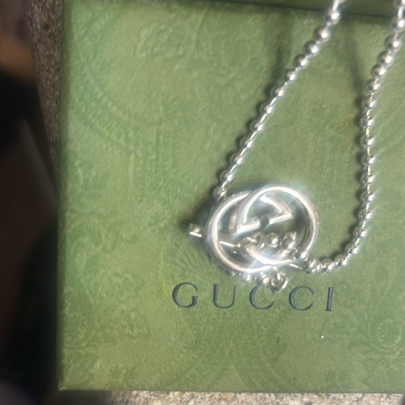 Interlocking g’s Gucci authentic necklace - Picture 4 of 4